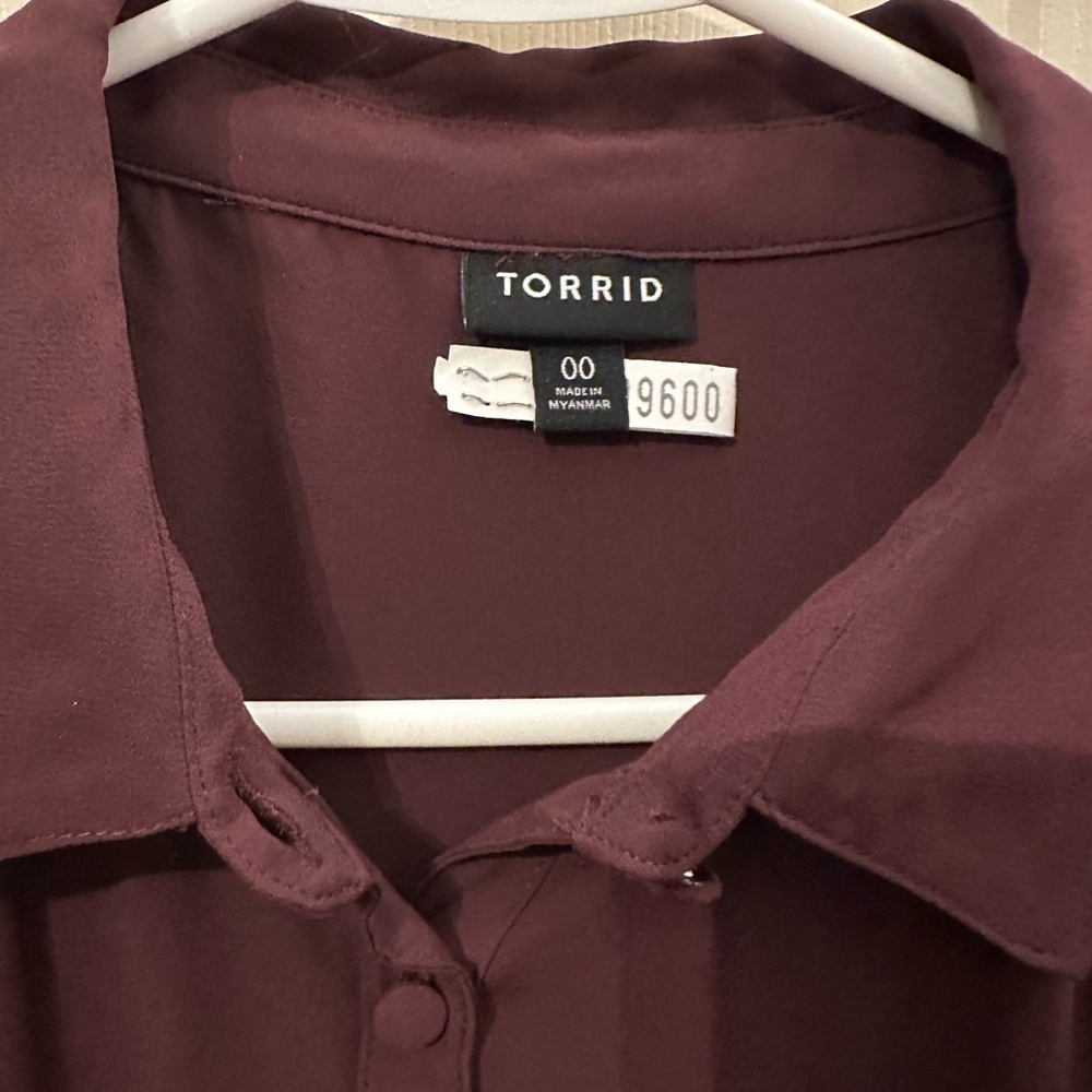 Torrid Purple Blouse Size 0 EUC - Picture 5 of 6